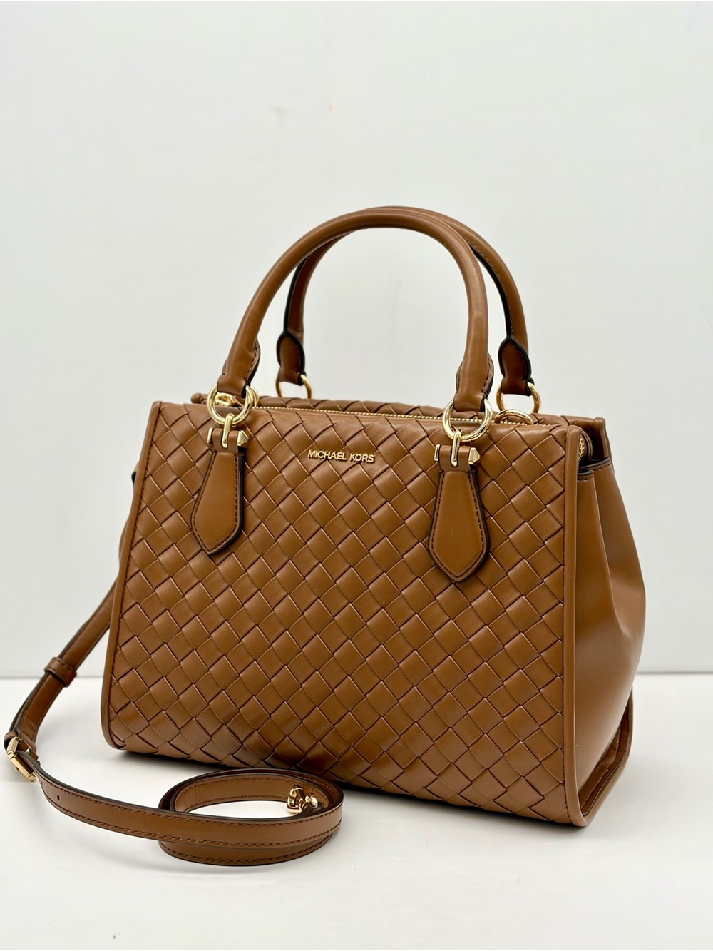 MICHAEL KORS  Marilyn Medium Woven Satchel Crossbody Bag Luggage